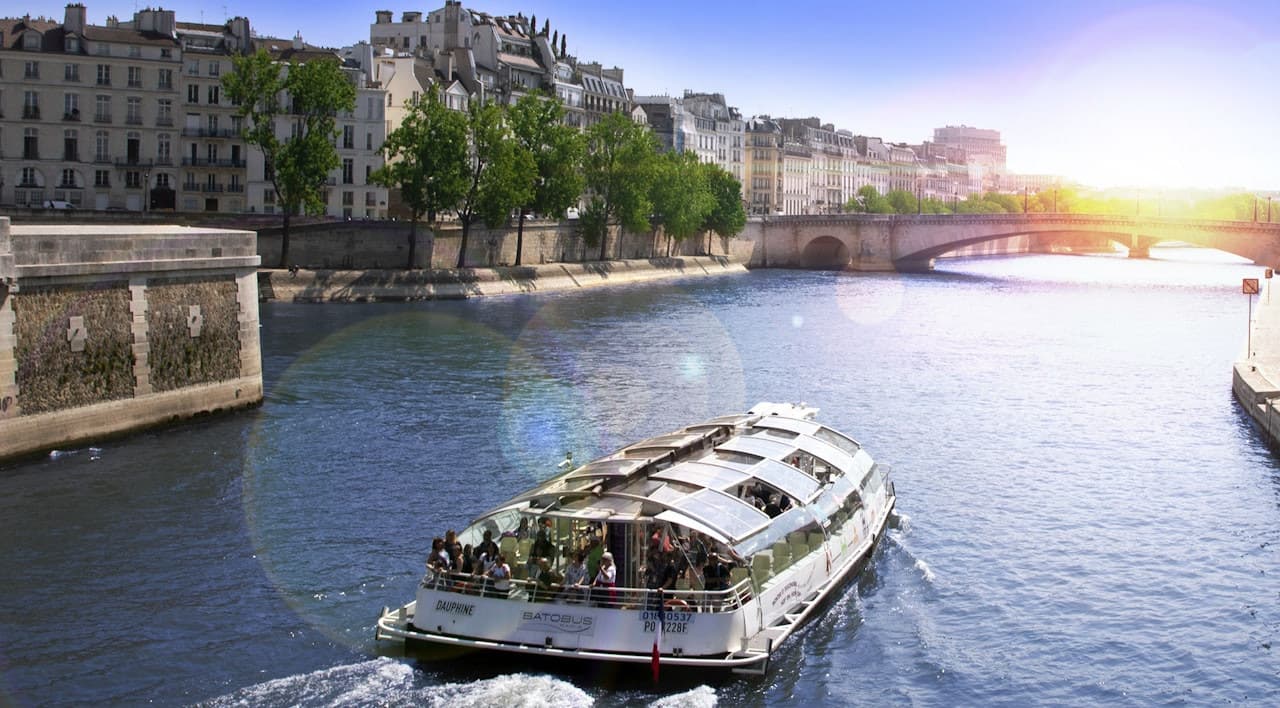 Batobus Paris Hop-on Hop-Off Riverboat - main image